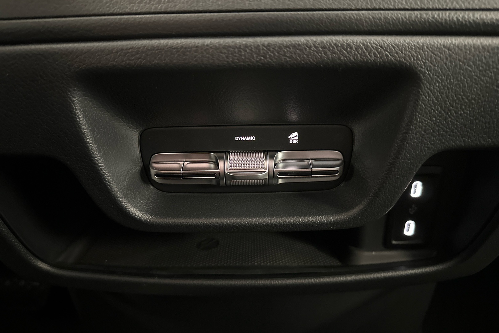 MERCEDES-BENZ Vito 2026