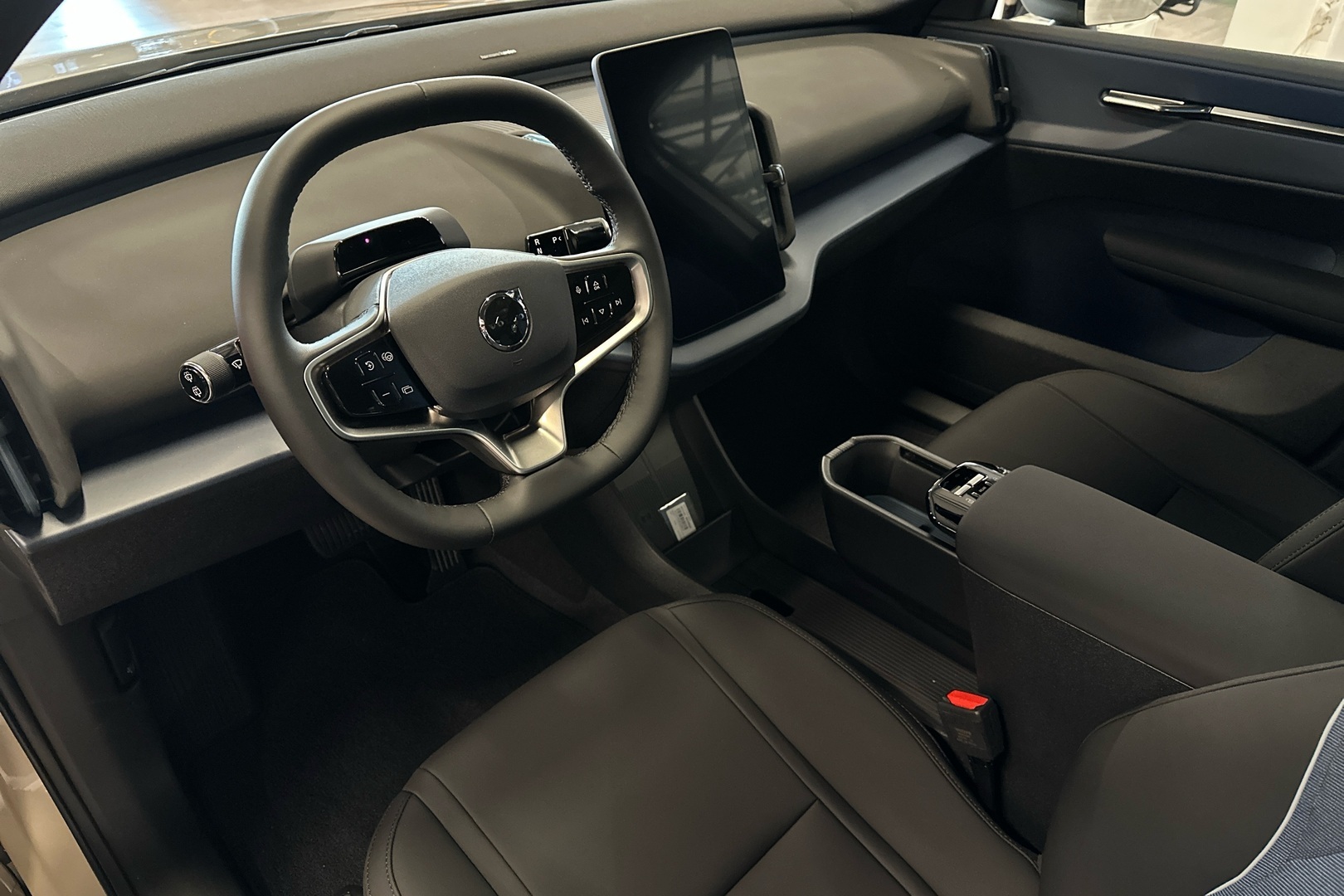 VOLVO EX30 2026