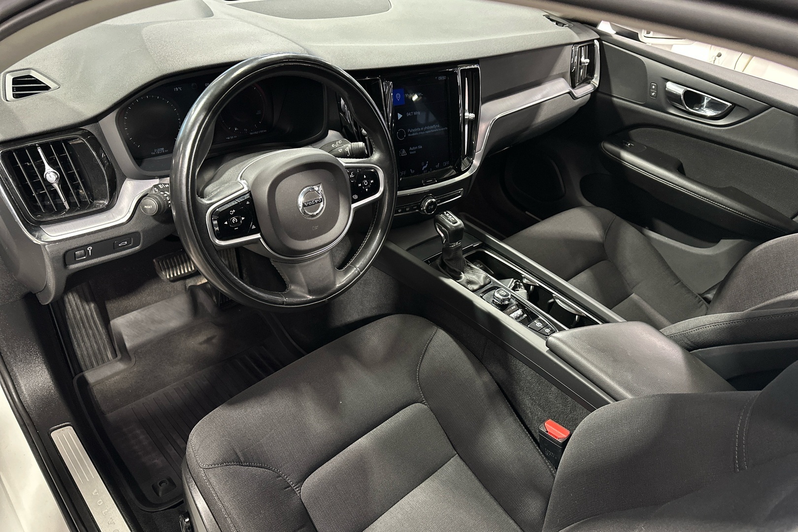 VOLVO V60 2019