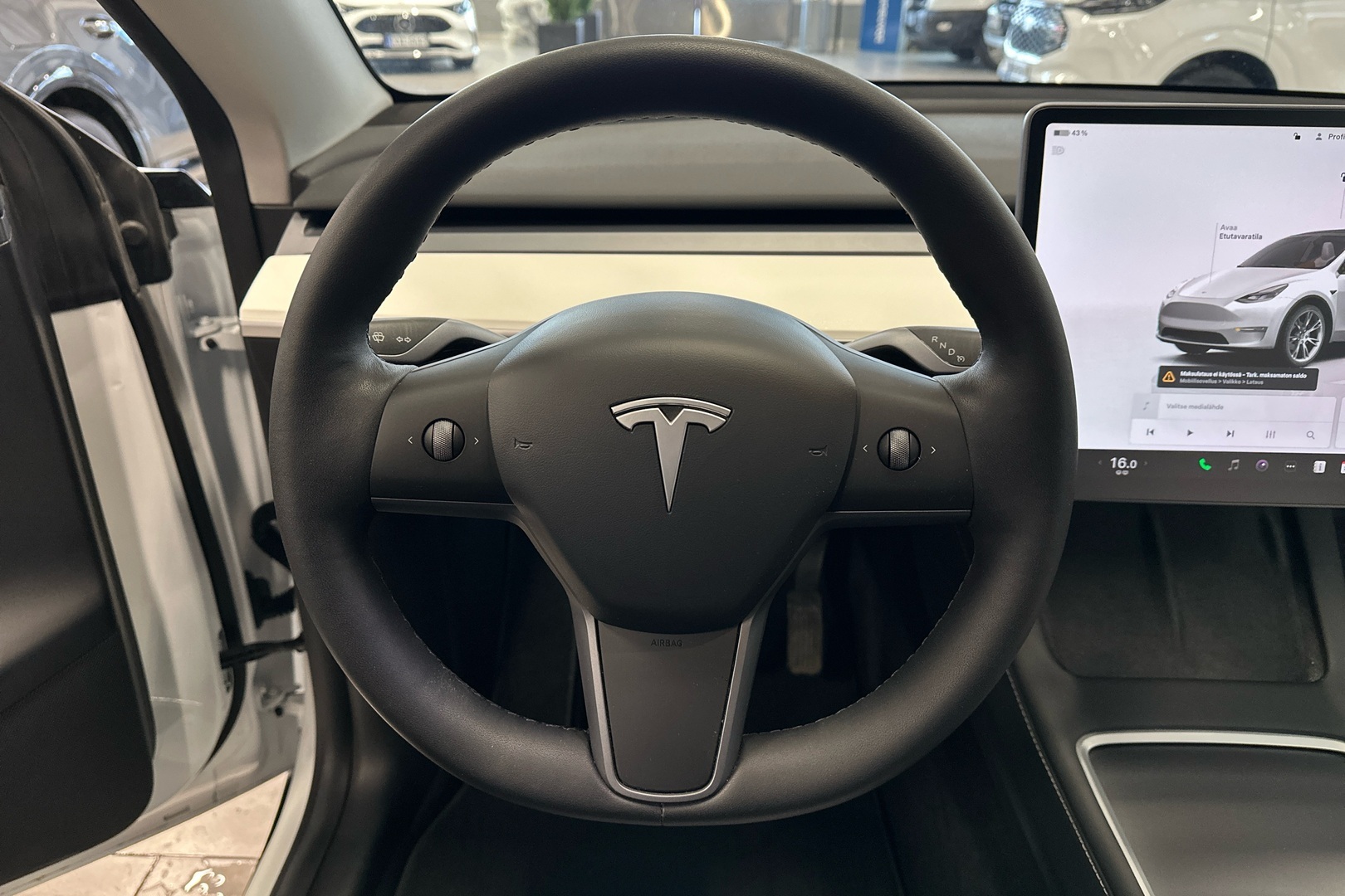 TESLA Model Y 2022