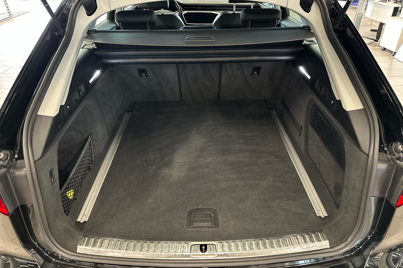 AUDI A6 2023