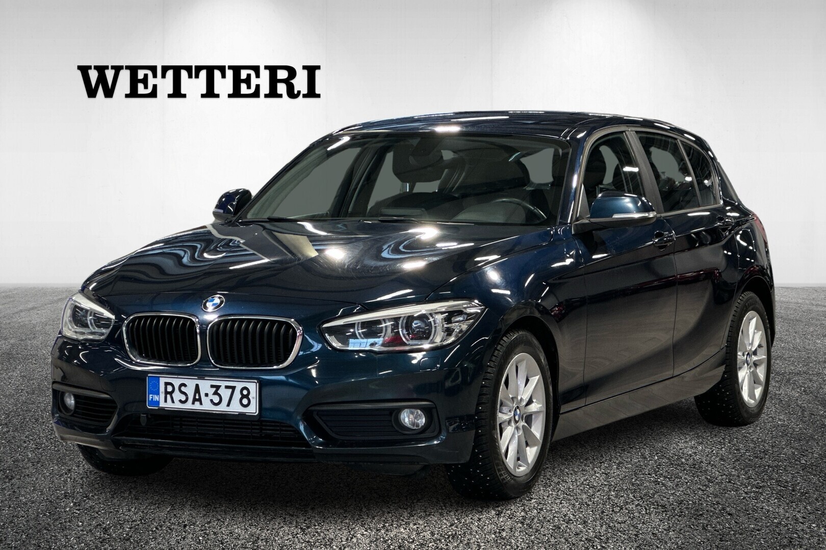 BMW 118 2015