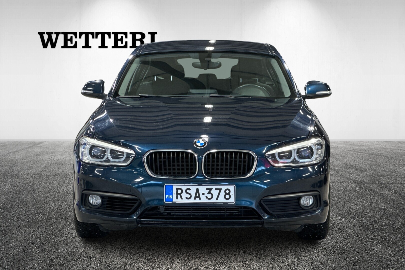 BMW 118 2015