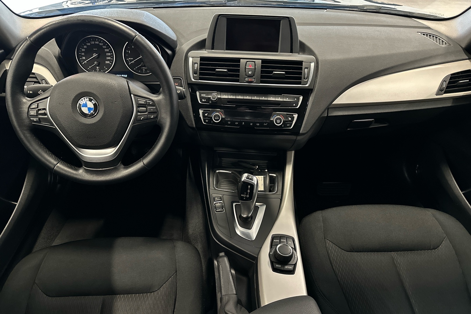 BMW 118 2015
