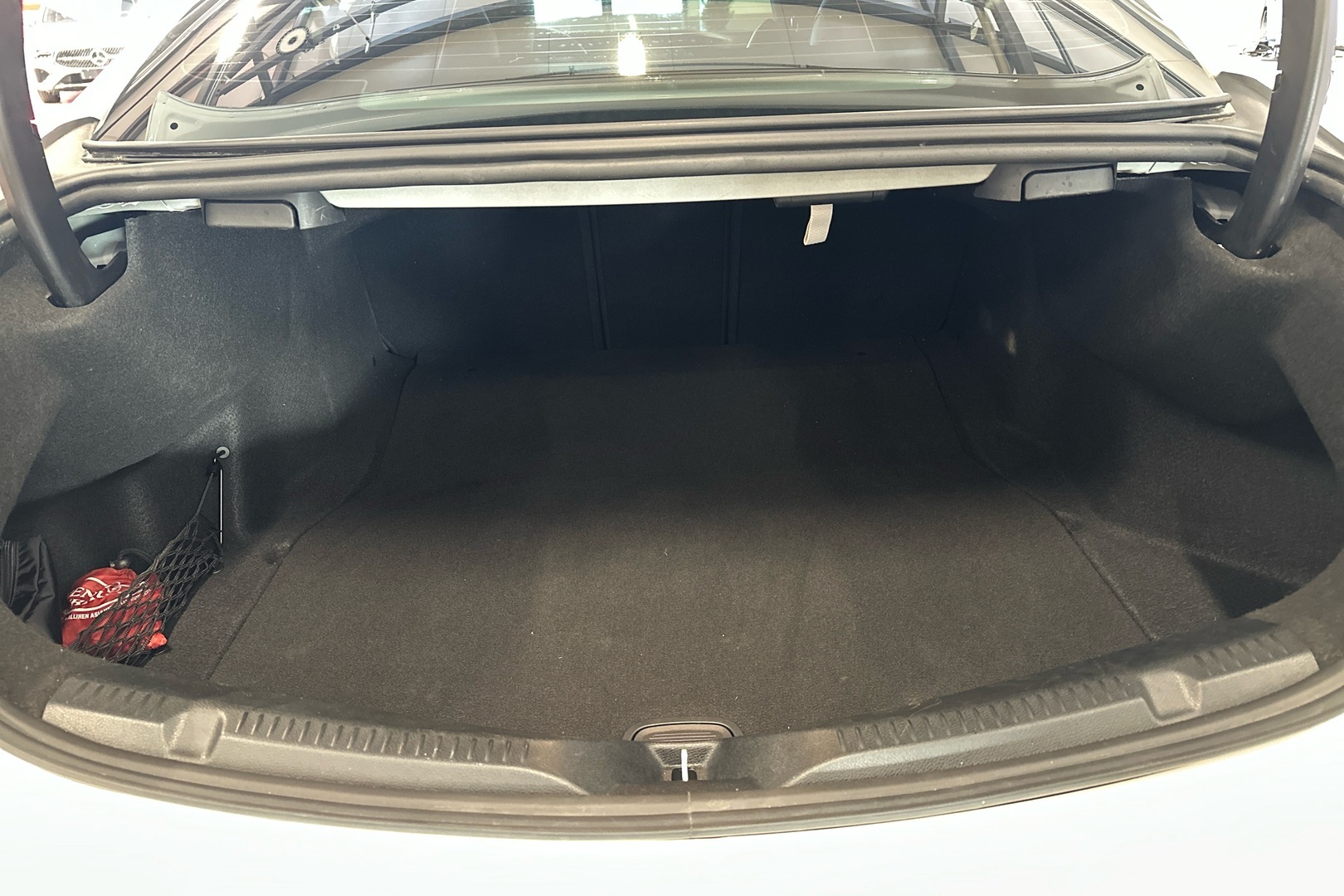 MERCEDES-BENZ E 2019