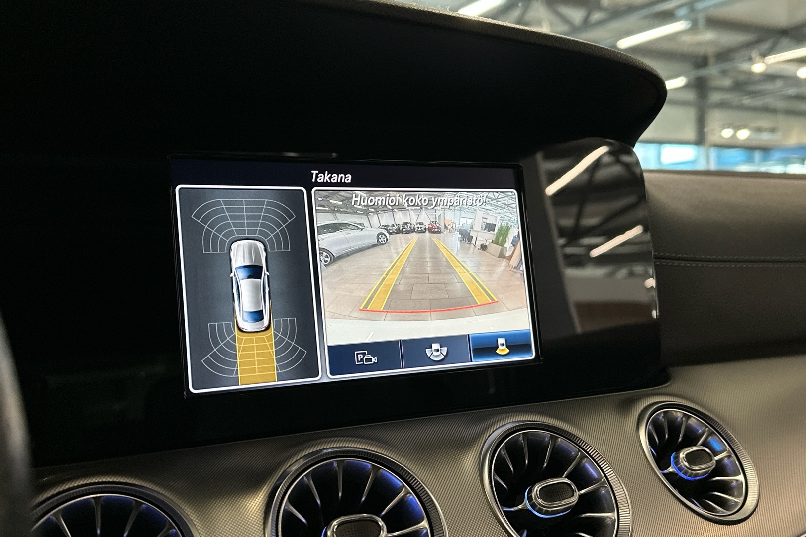 MERCEDES-BENZ E 2019