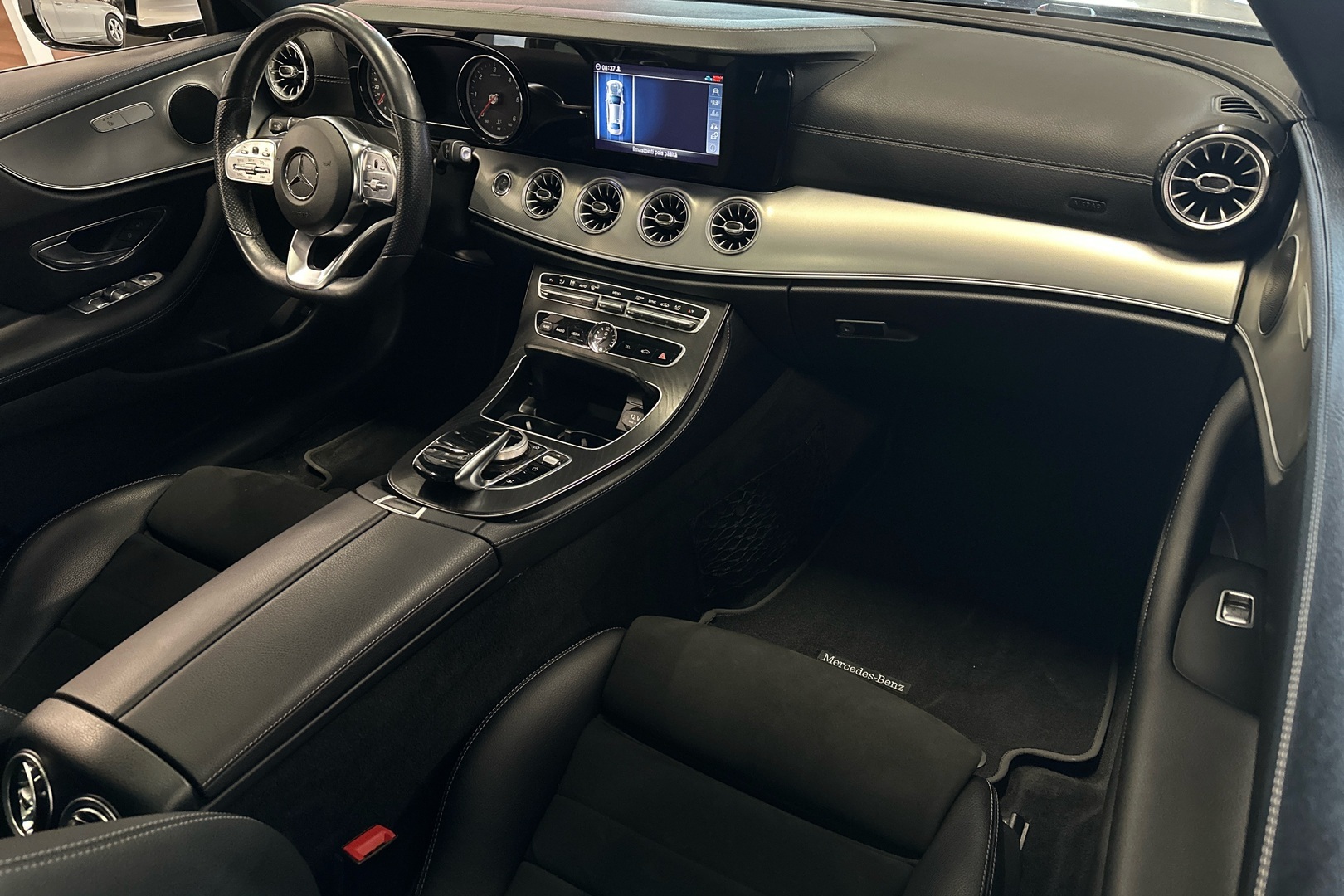 MERCEDES-BENZ E 2019
