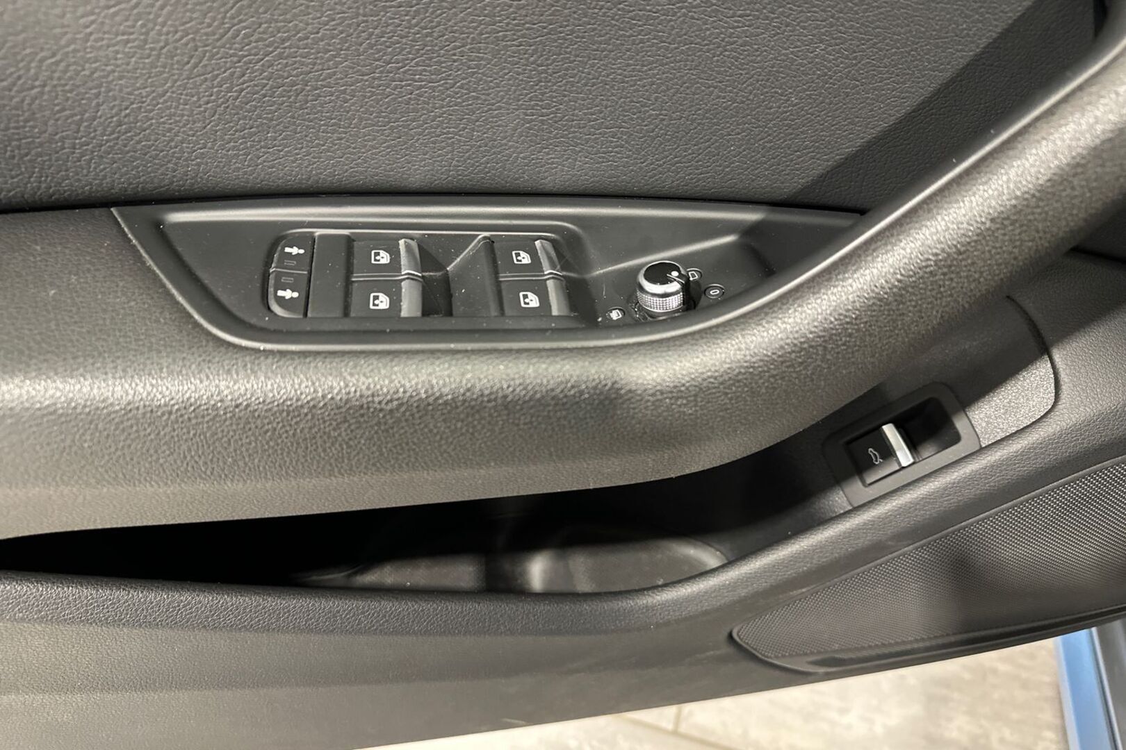 AUDI A4 2019