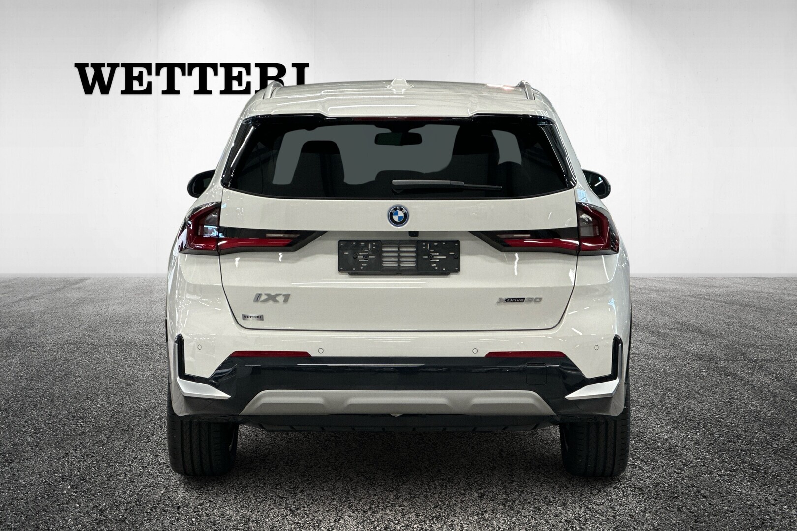 BMW iX1 2025