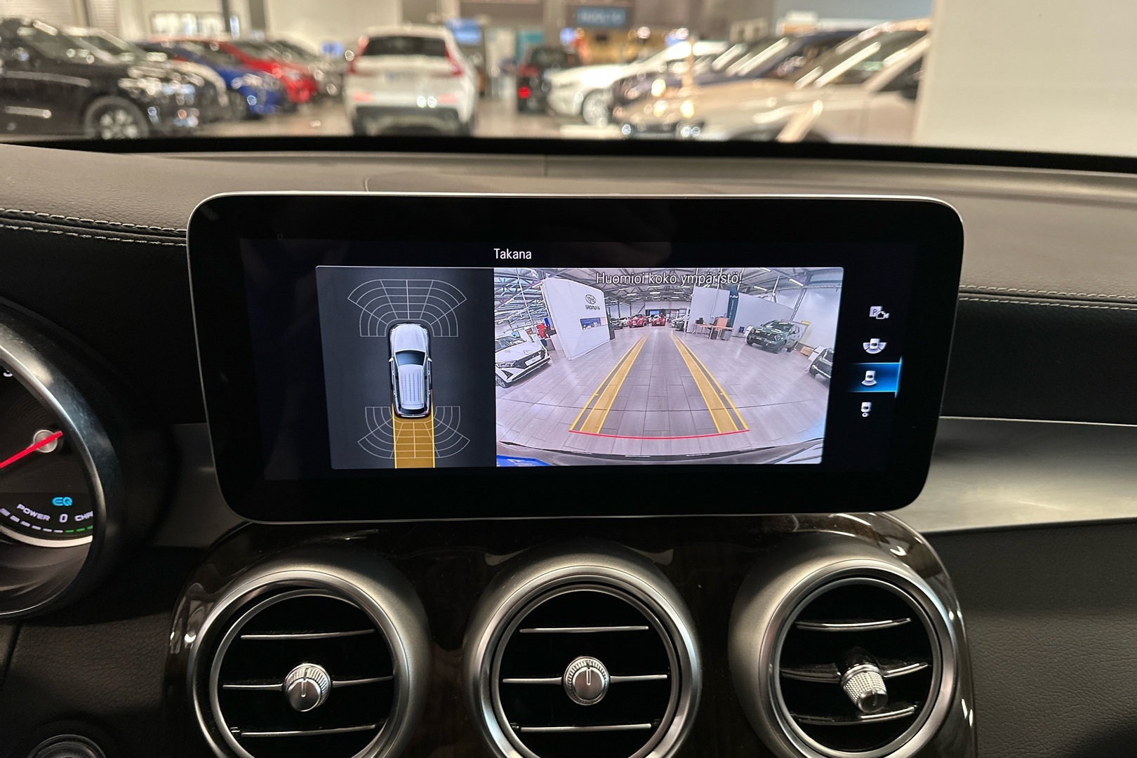 MERCEDES-BENZ GLC 2022