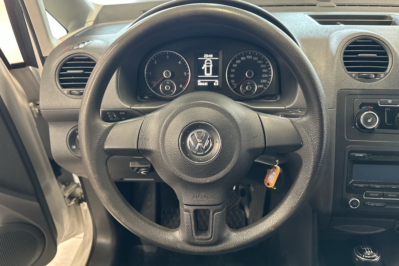 VOLKSWAGEN Caddy 2012