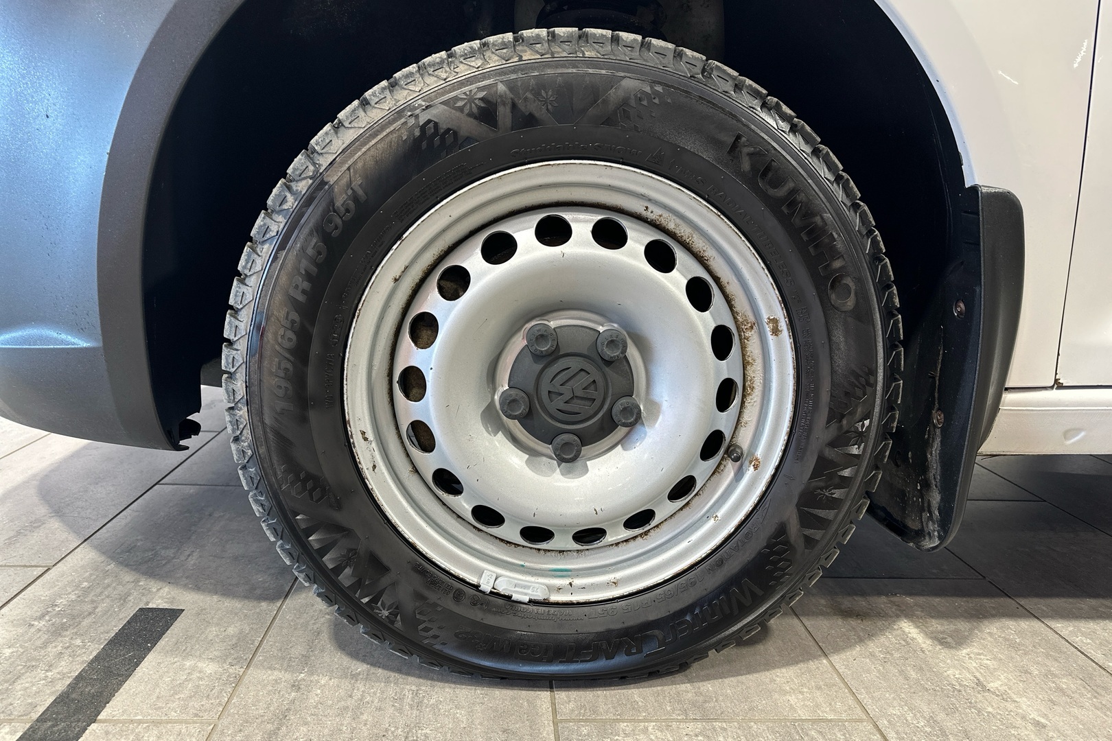 VOLKSWAGEN Caddy 2012