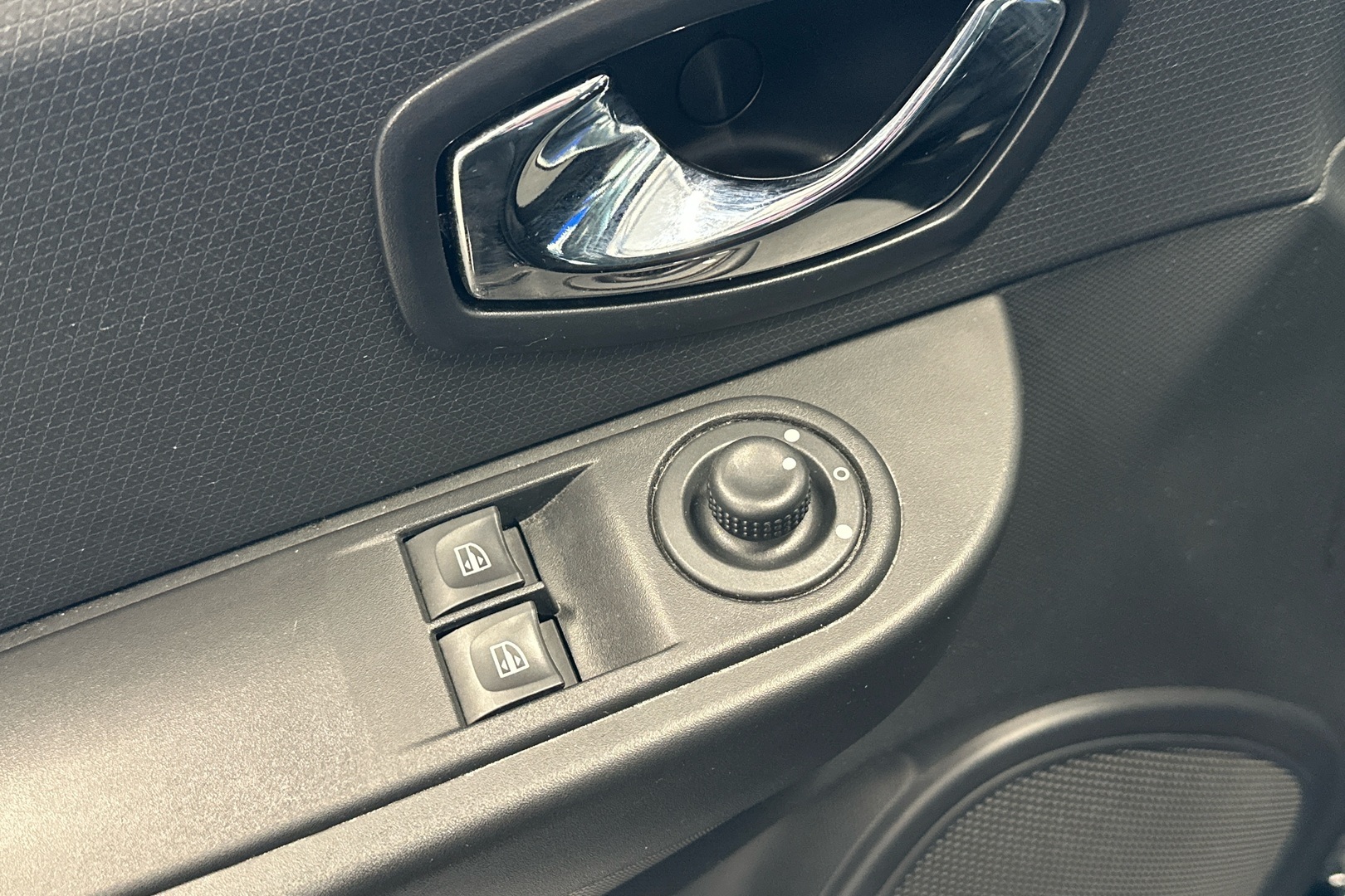 RENAULT Clio 2014