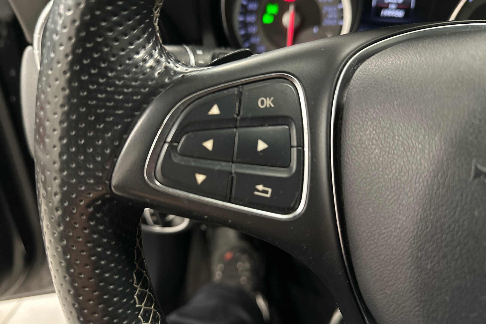 MERCEDES-BENZ CLA 2016