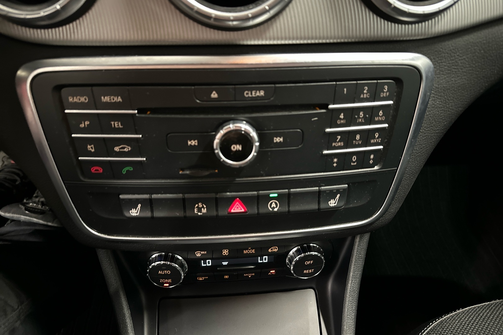 MERCEDES-BENZ CLA 2016