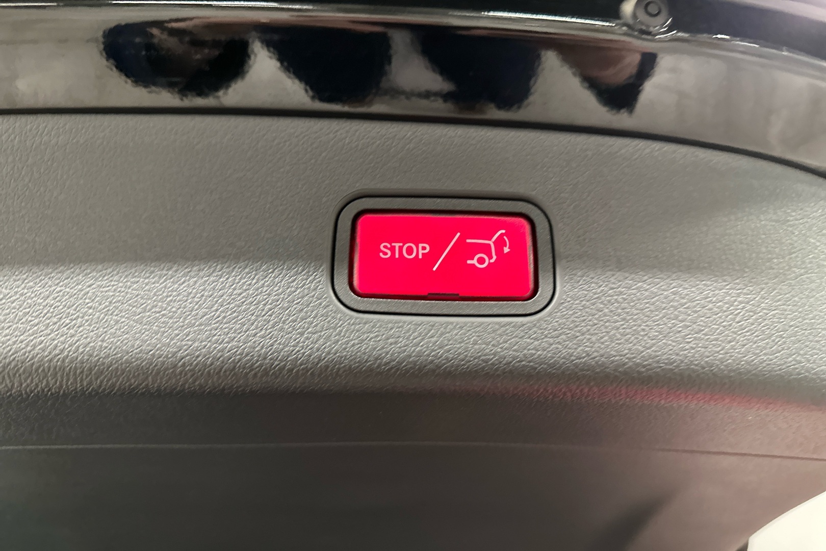 MERCEDES-BENZ GLC 2024