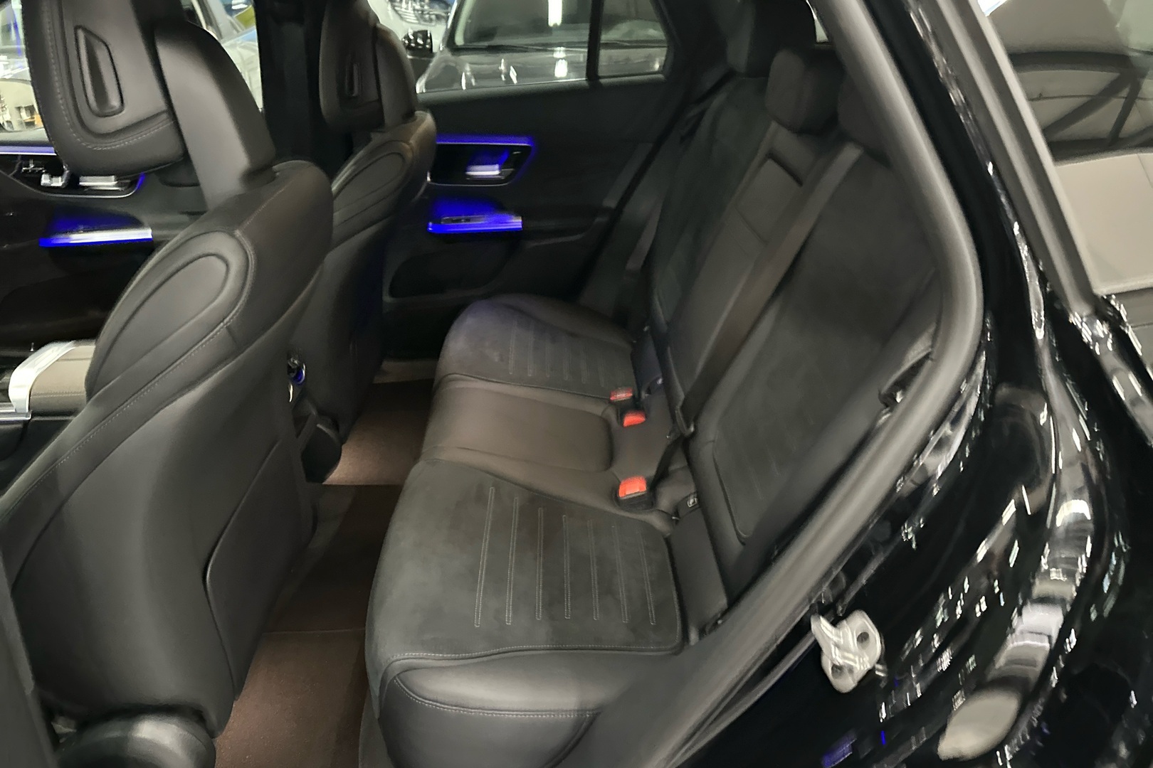 MERCEDES-BENZ GLC 2024