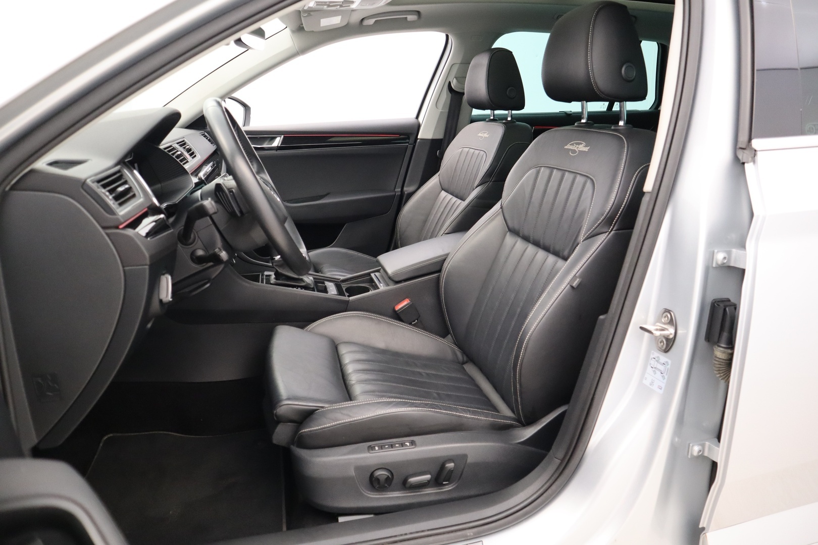 SKODA Superb 2021