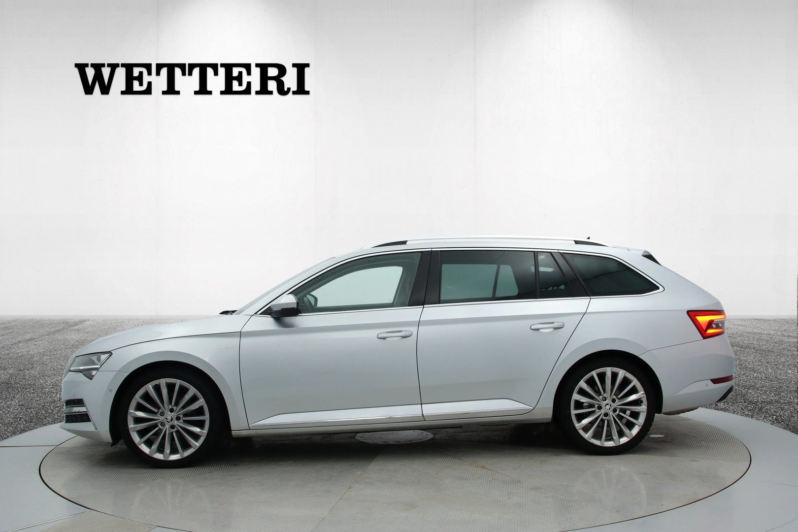 SKODA Superb 2021