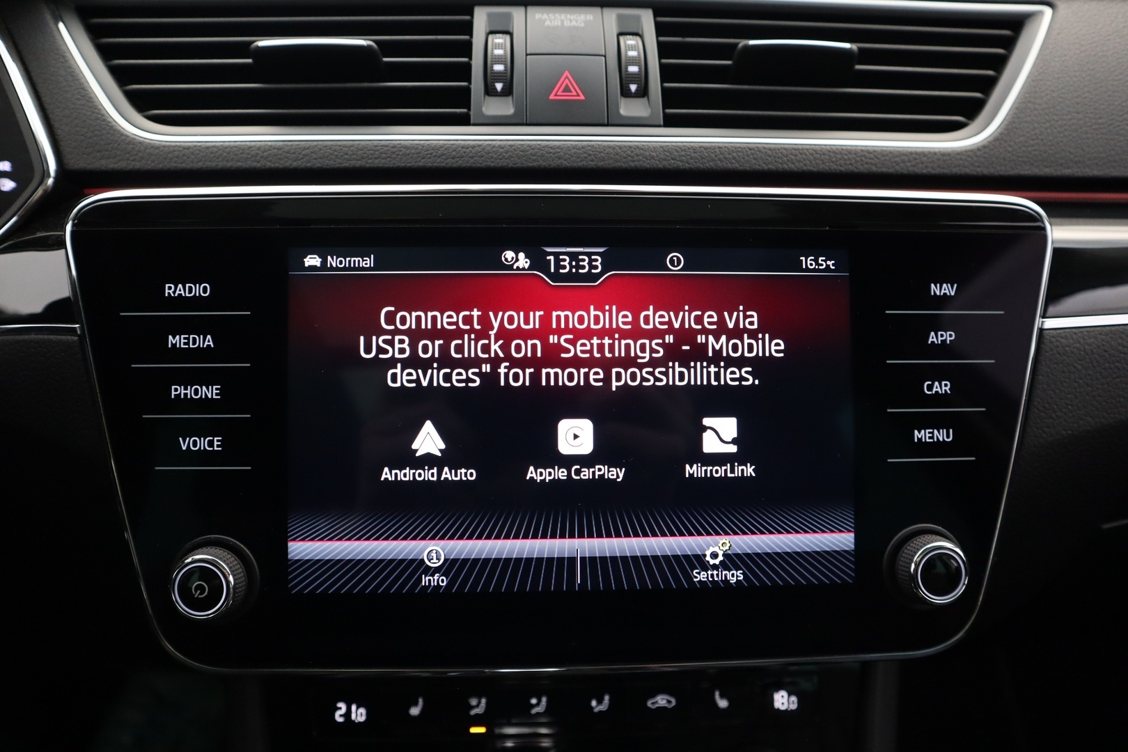 SKODA Superb 2021
