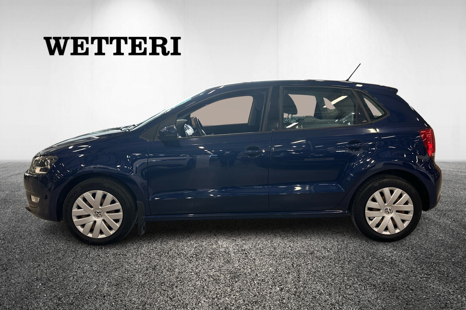 VOLKSWAGEN Polo 2013