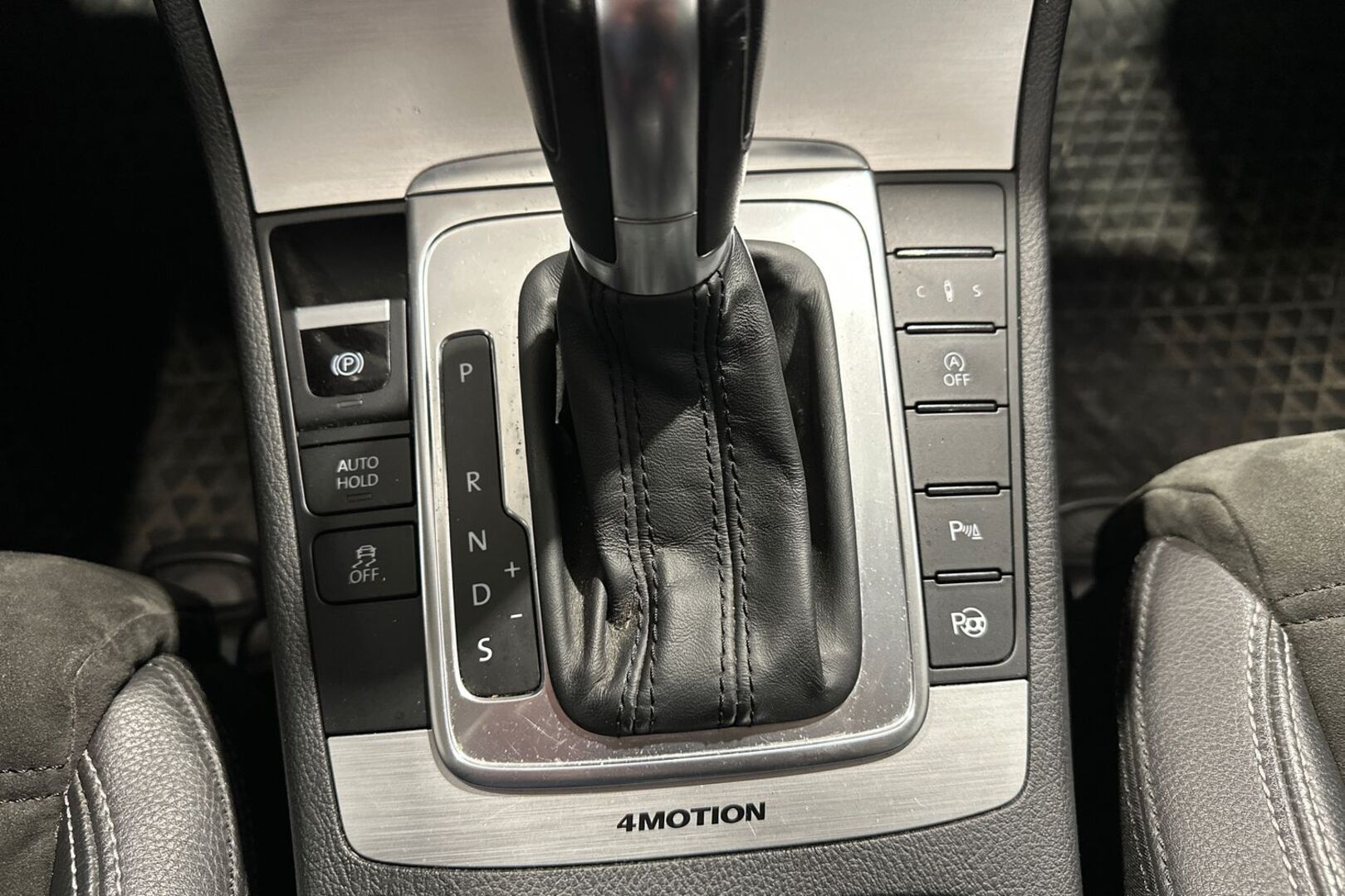 VOLKSWAGEN CC 2013