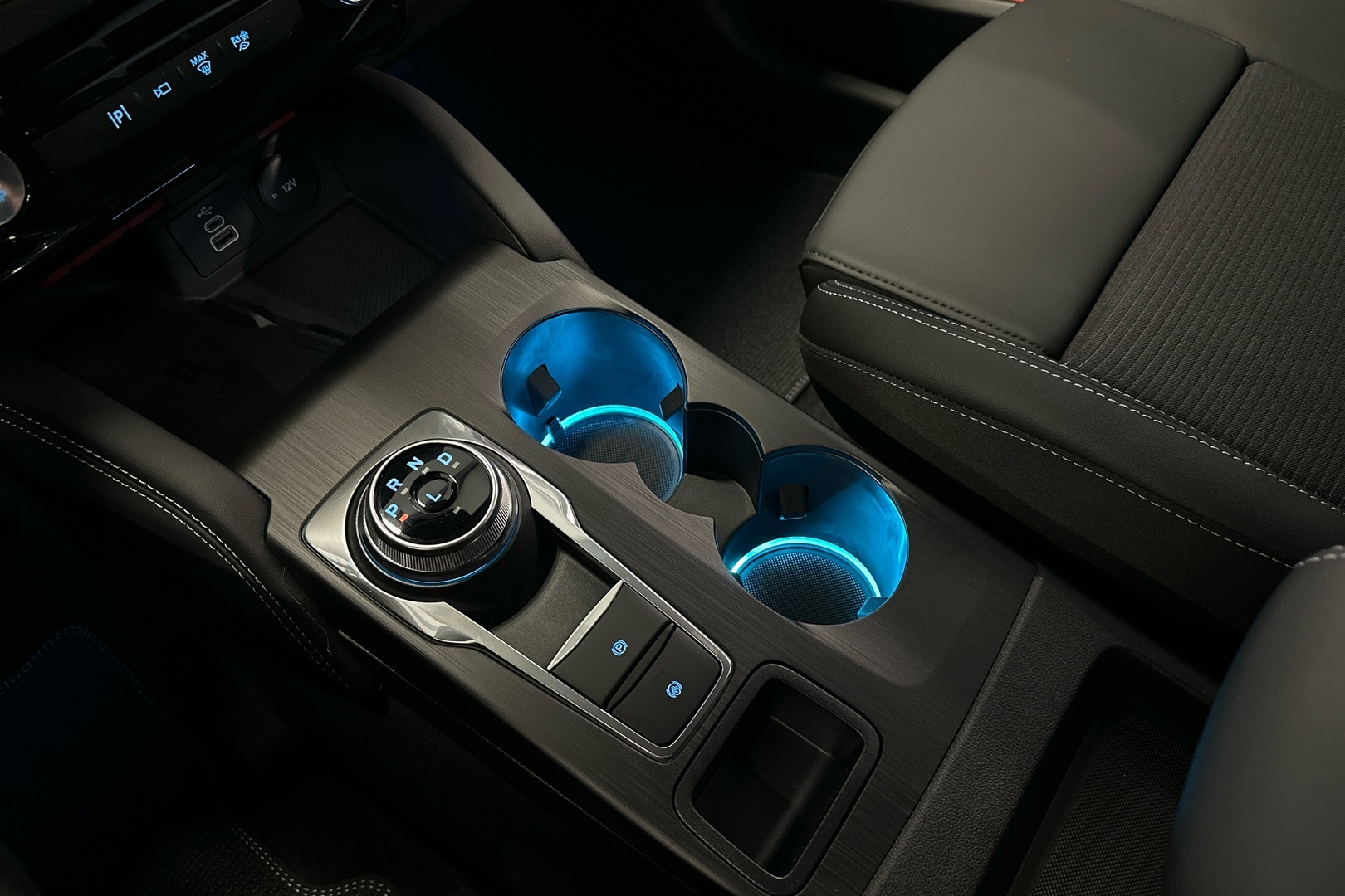 FORD Kuga 2026