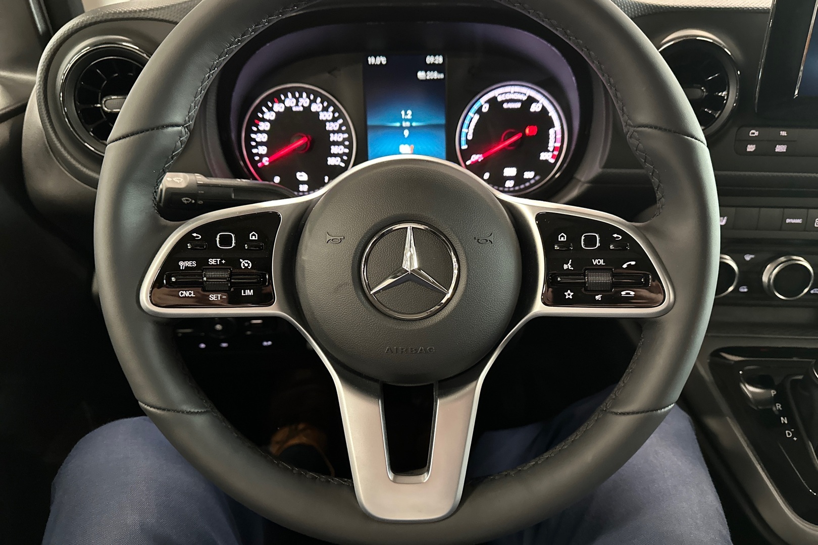 MERCEDES-BENZ Citan 2025