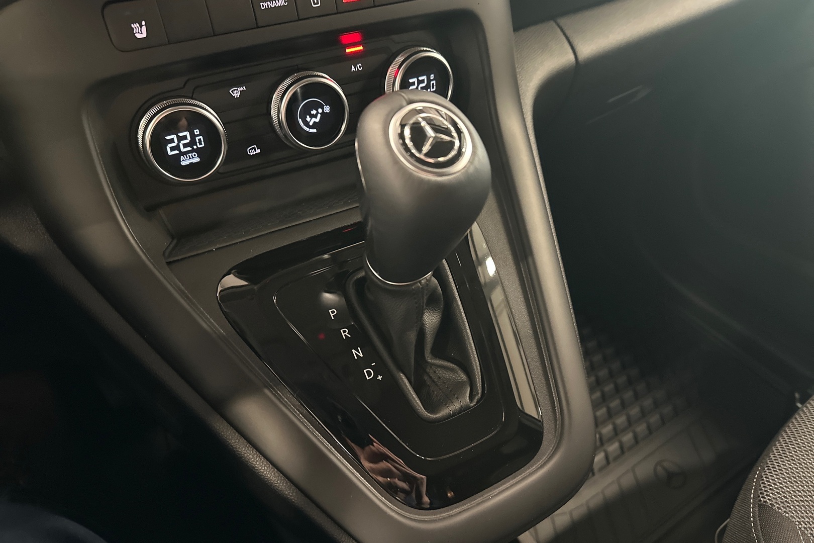 MERCEDES-BENZ Citan 2025