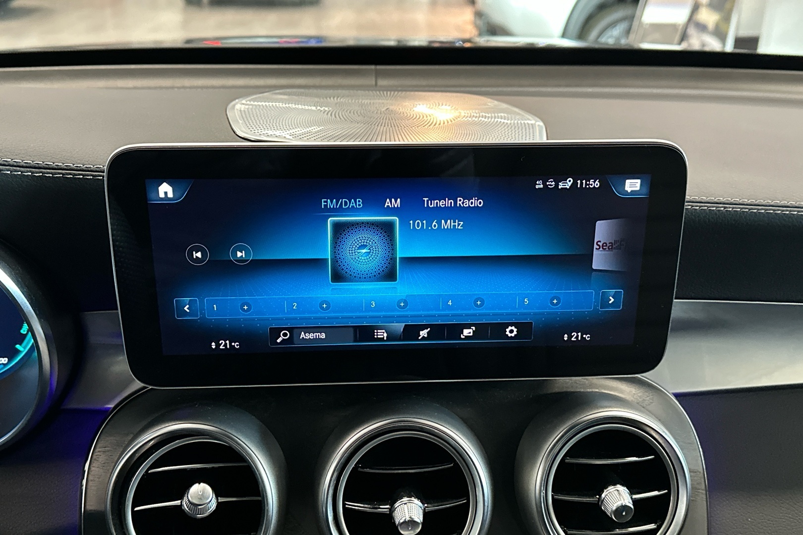 MERCEDES-BENZ GLC 2021