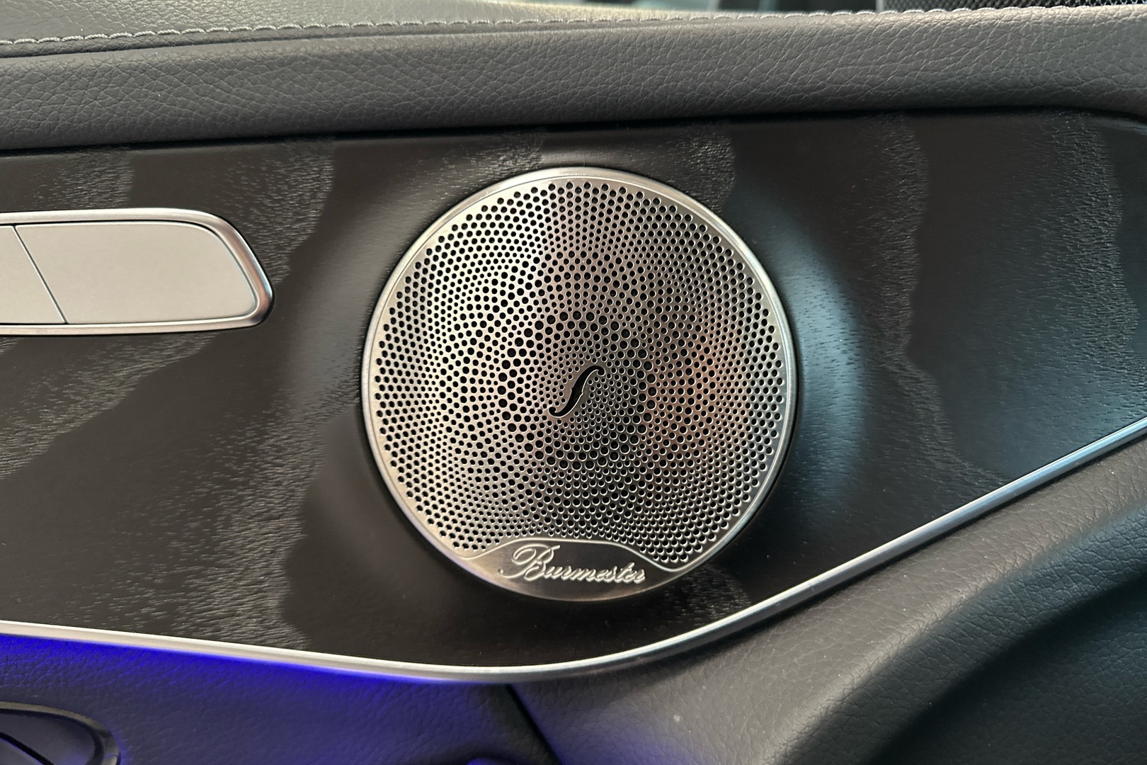 MERCEDES-BENZ GLC 2021