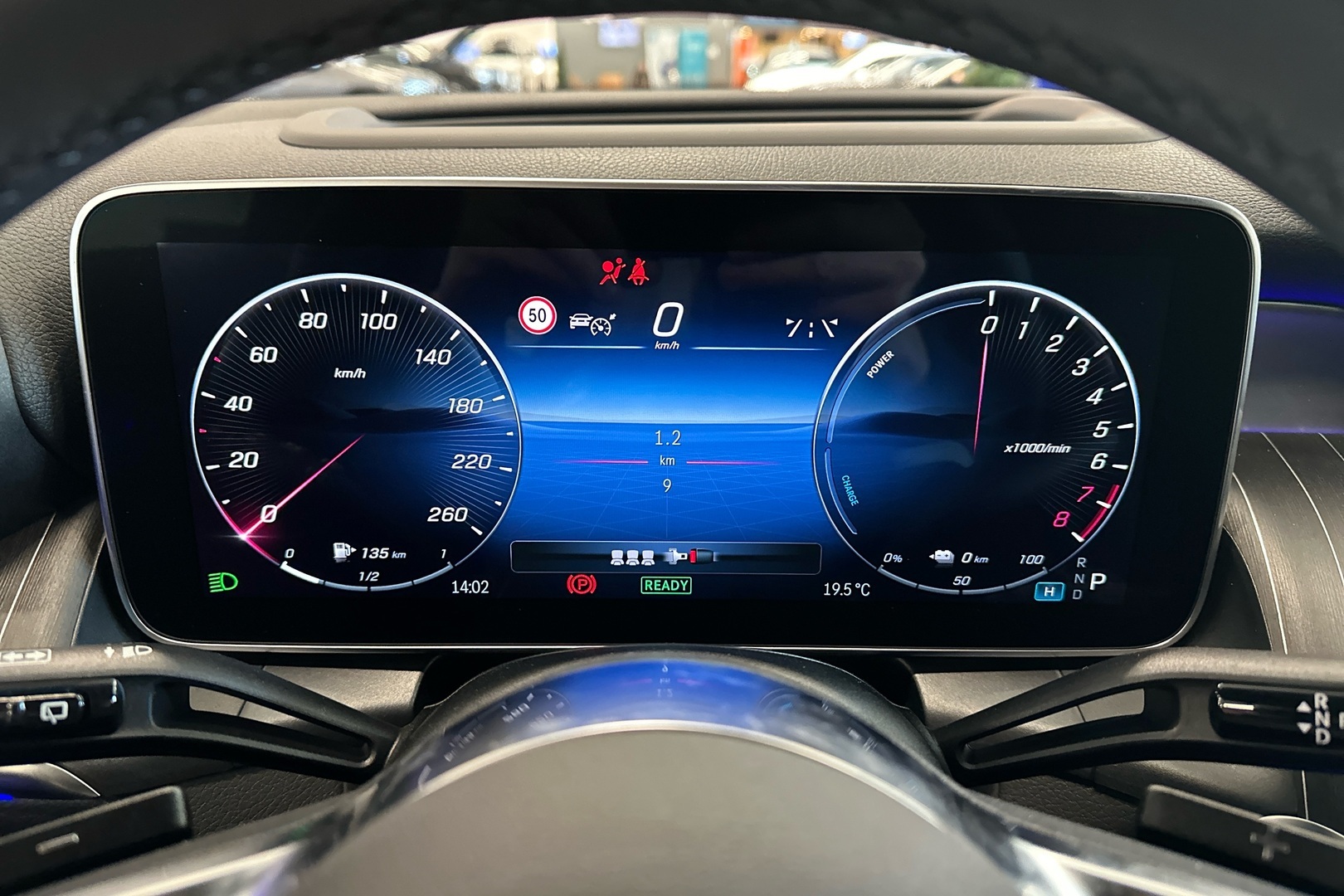 MERCEDES-BENZ GLC 2024