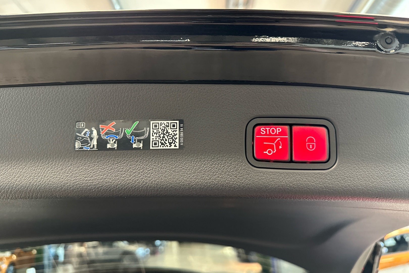 MERCEDES-BENZ GLC 2024