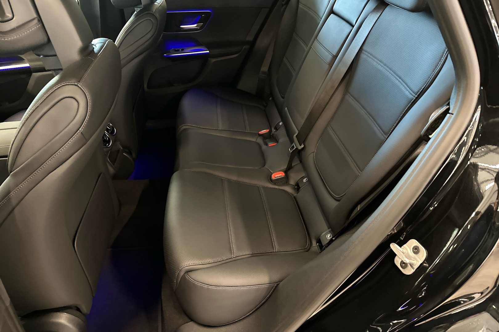 MERCEDES-BENZ GLC 2024