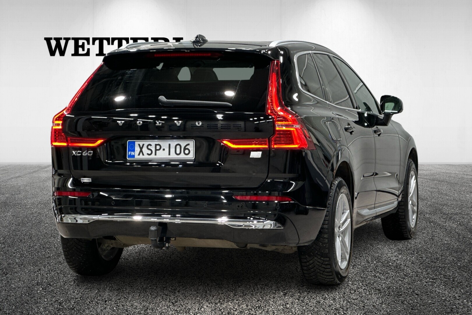 VOLVO XC60 2023