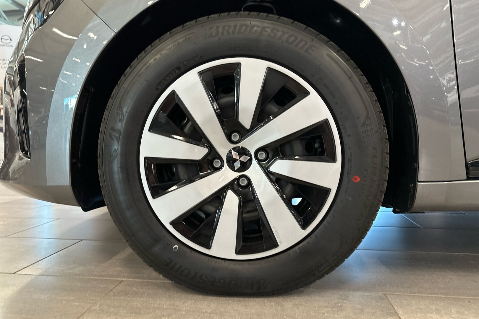 MITSUBISHI Colt 2025