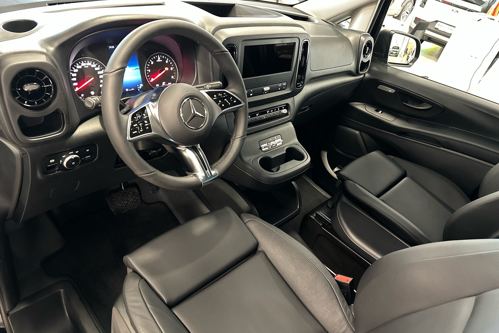 MERCEDES-BENZ Vito 2026