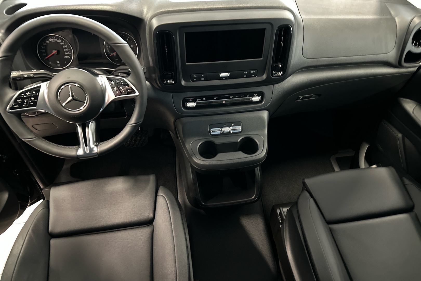 MERCEDES-BENZ Vito 2026