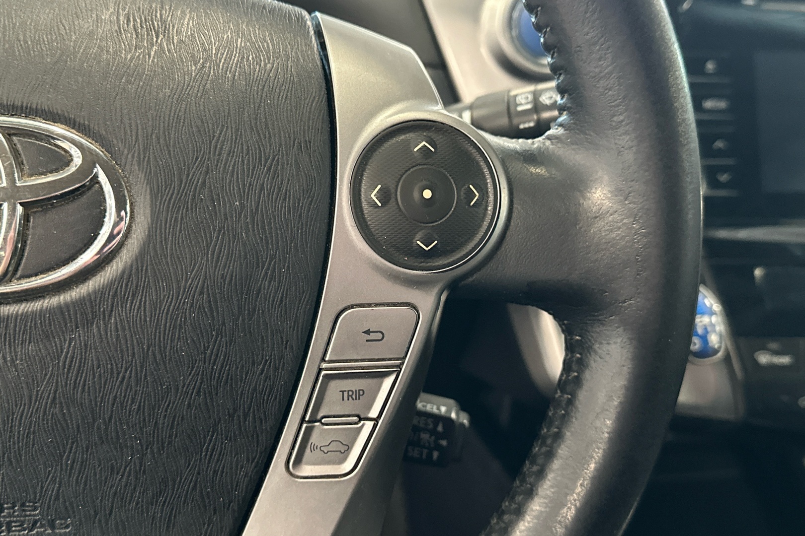 TOYOTA Prius+ 2019