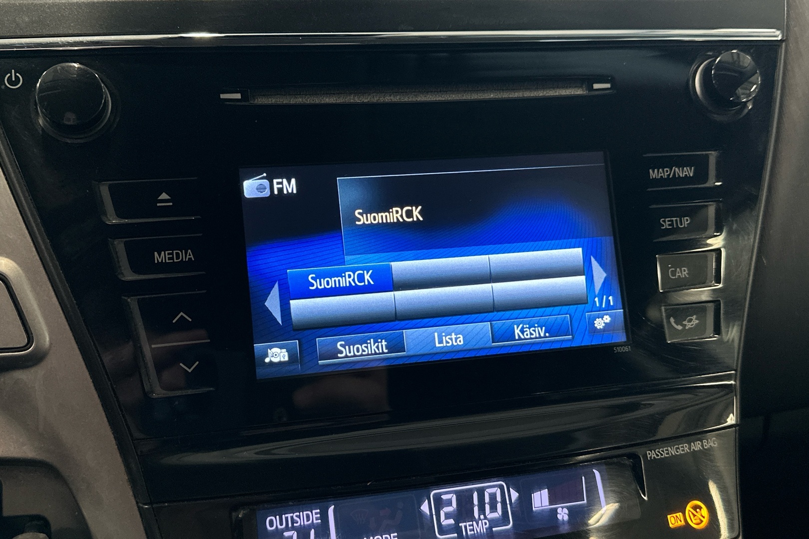 TOYOTA Prius+ 2019