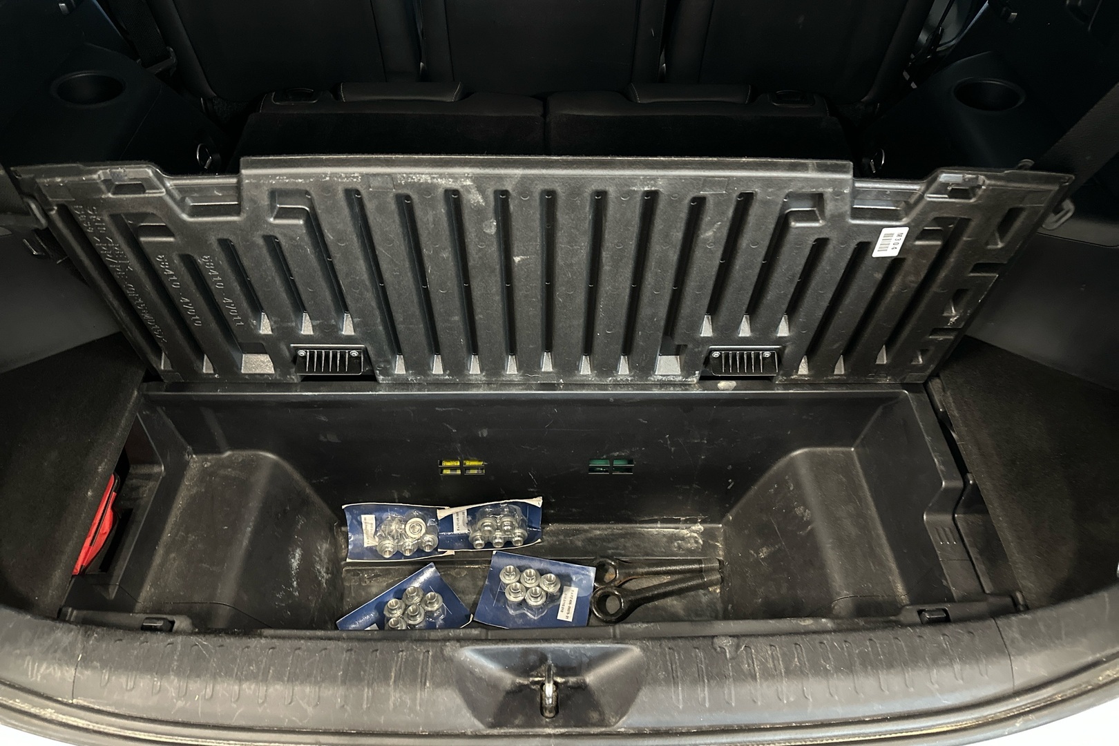 TOYOTA Prius+ 2019