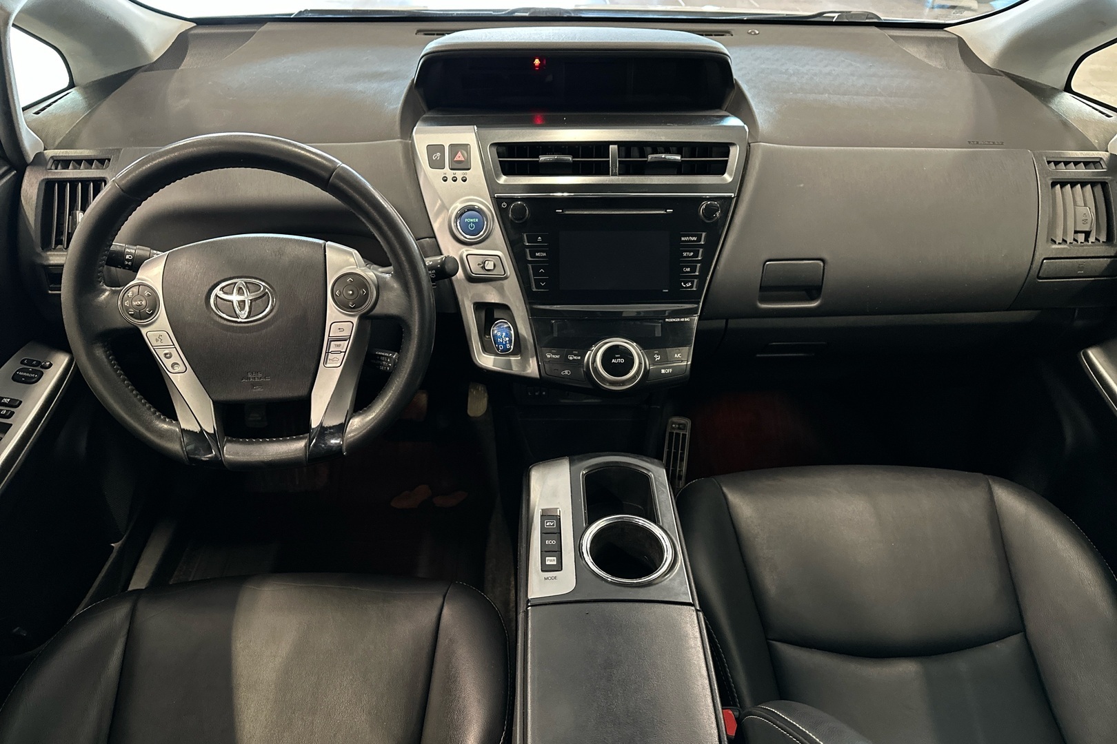 TOYOTA Prius+ 2019
