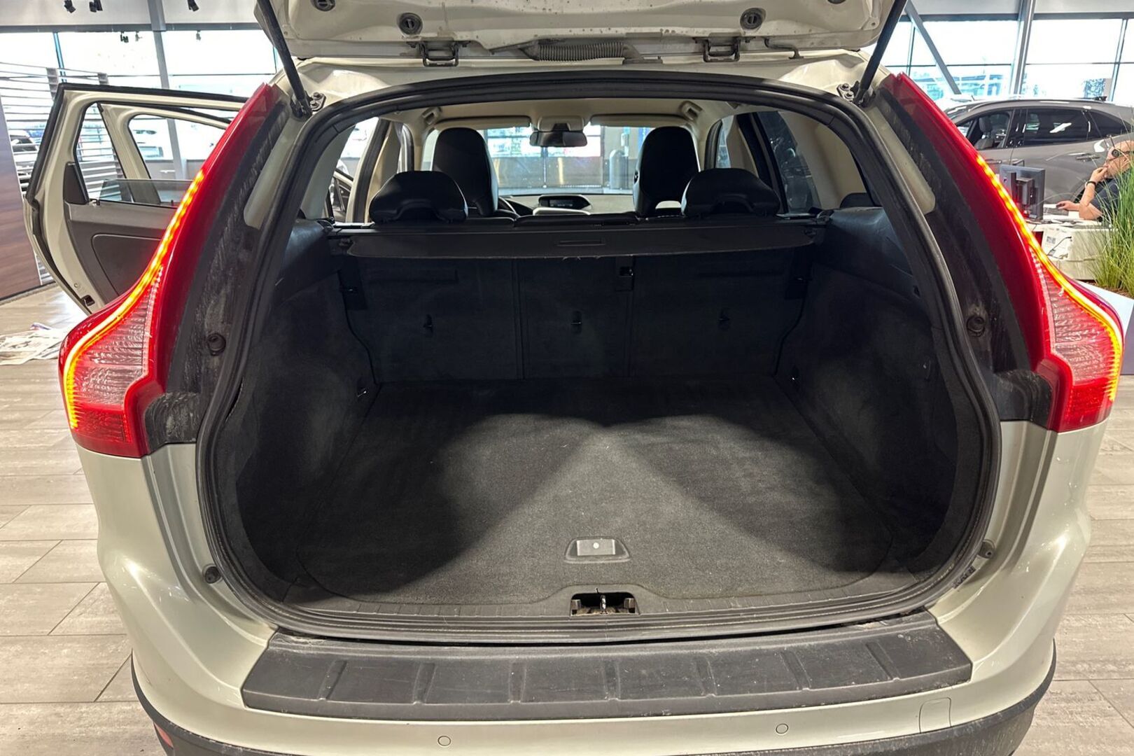 VOLVO XC60 2009
