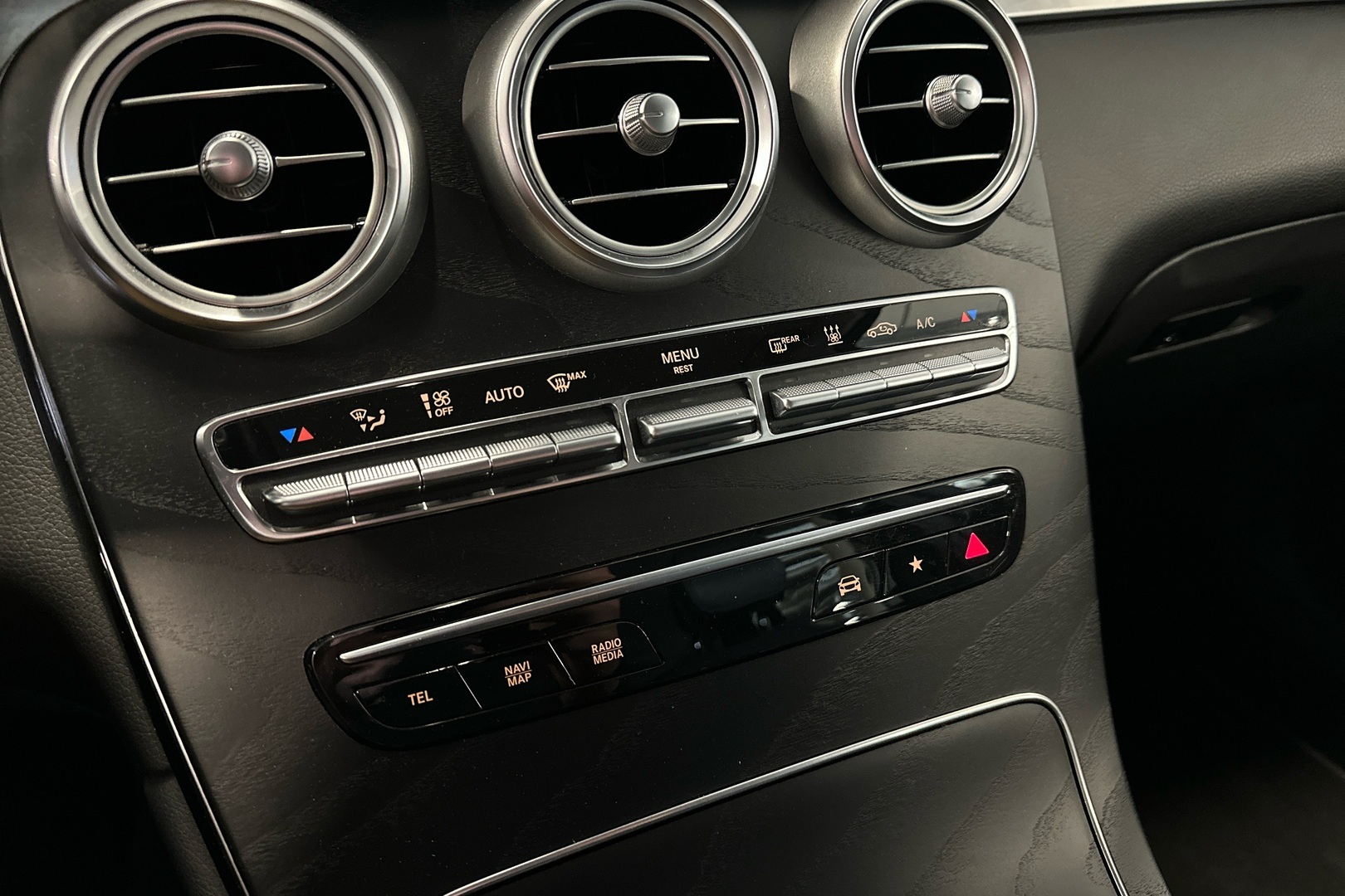 MERCEDES-BENZ GLC 2020