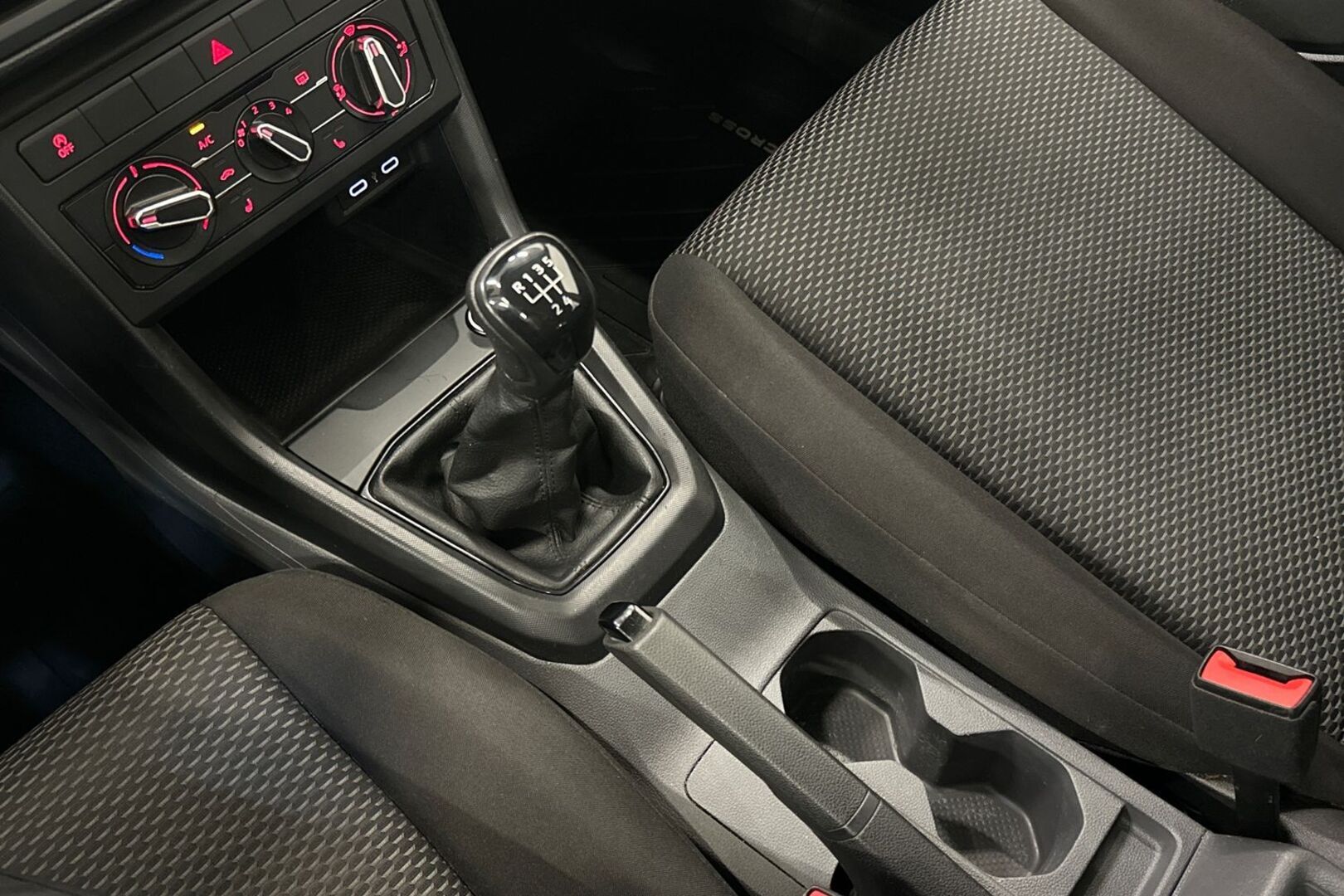 VOLKSWAGEN T-Cross 2021