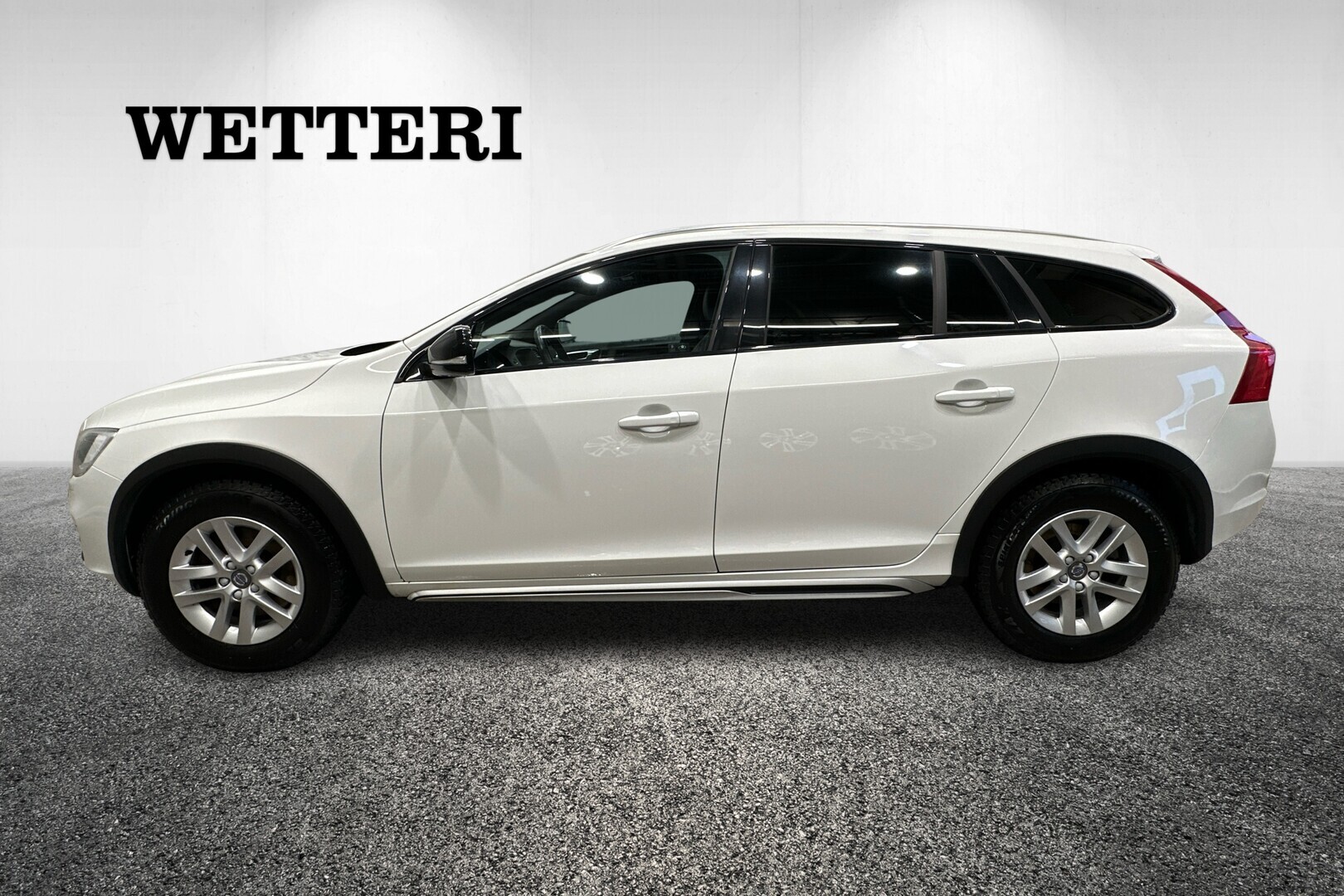 VOLVO V60 Cross Country 2017