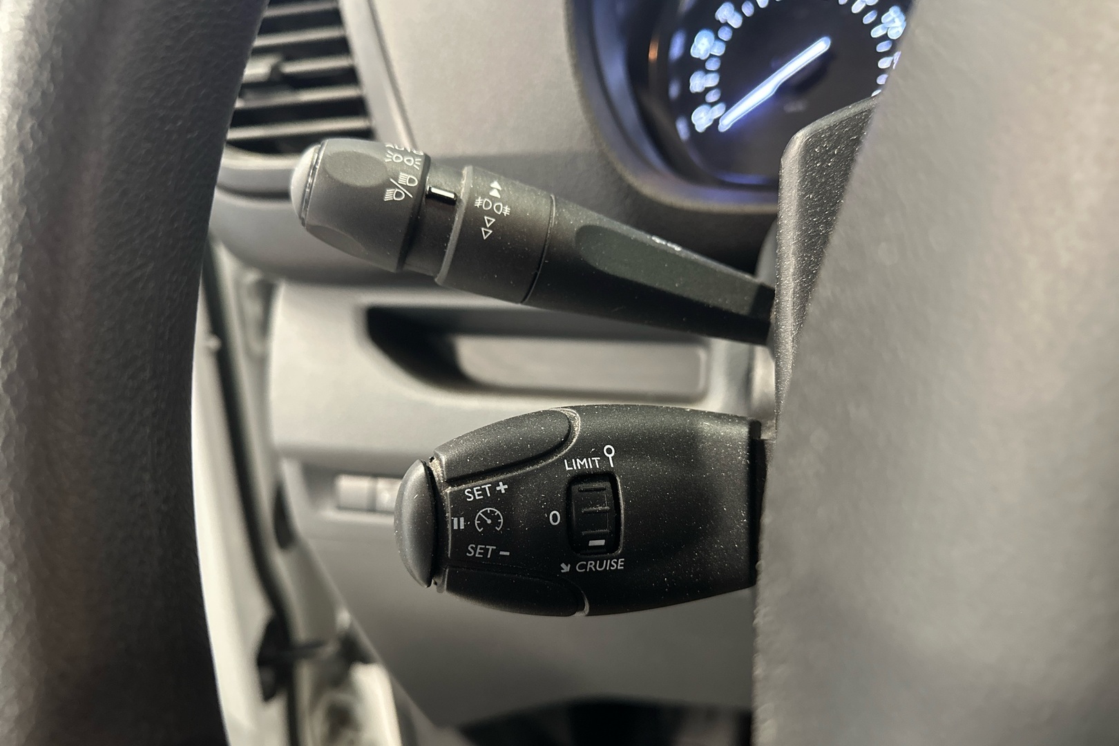 PEUGEOT Expert 2018