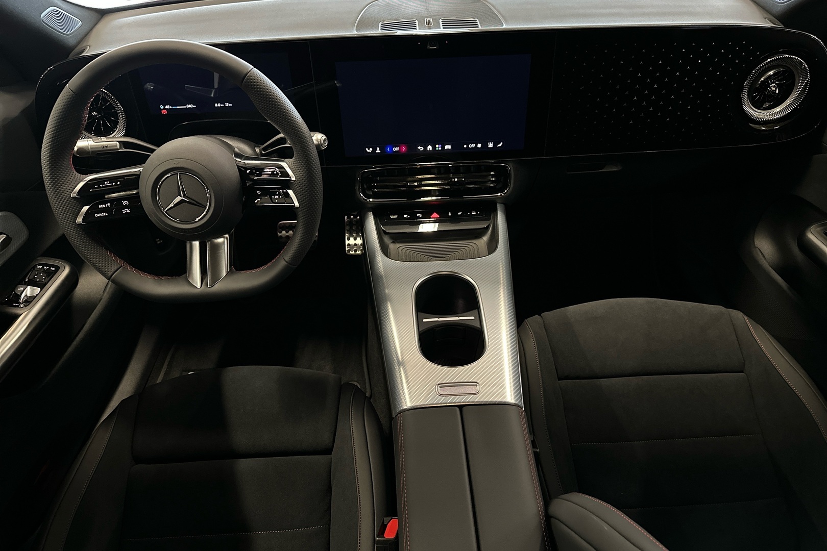 MERCEDES-BENZ CLA 2026