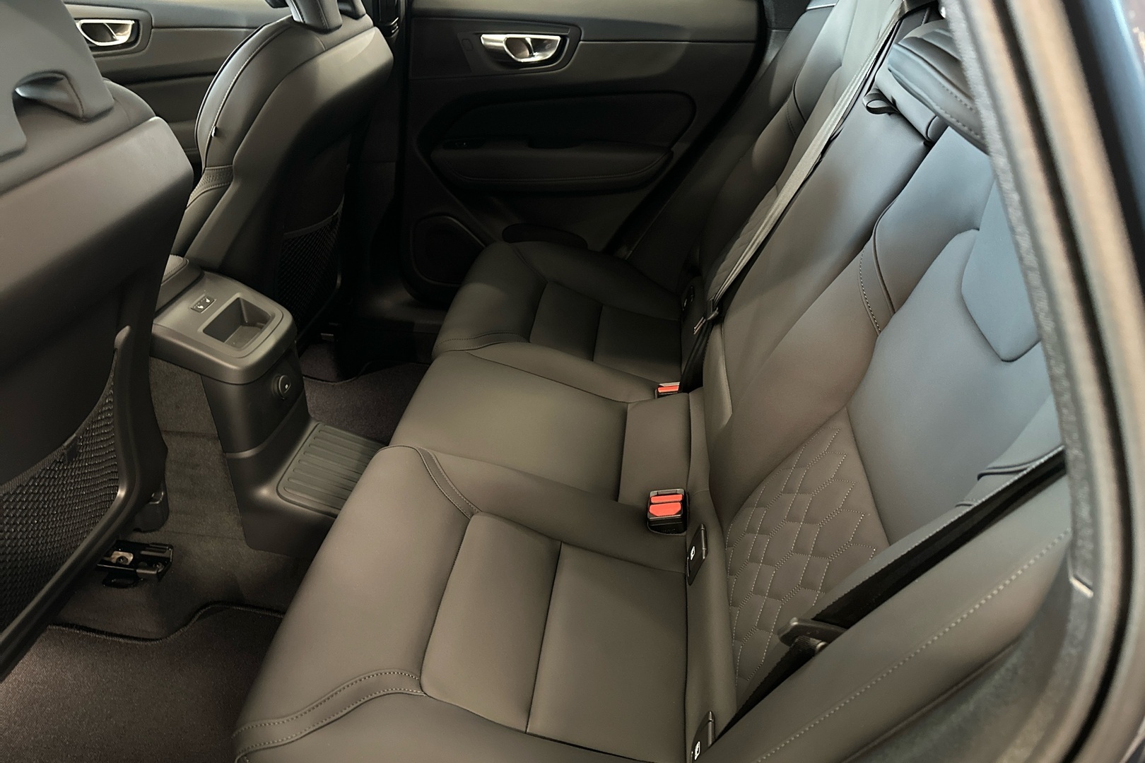 VOLVO XC60 2026