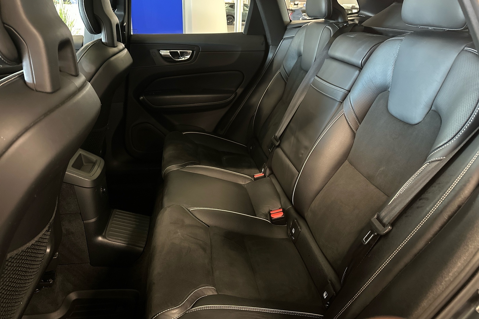 VOLVO XC60 2018